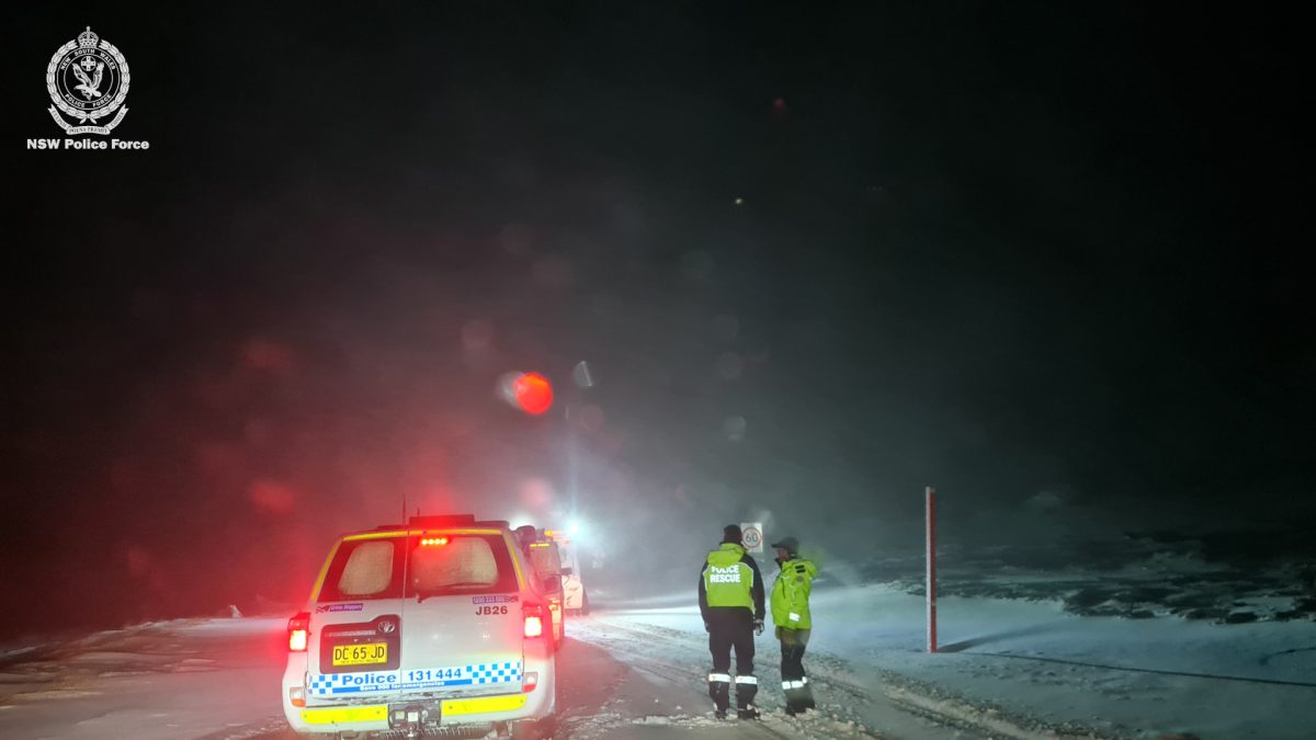 Police search for missing hikers into the night