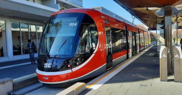 堪培拉轻轨2B阶段会通往Mawson吗？至少三年后才会有答案