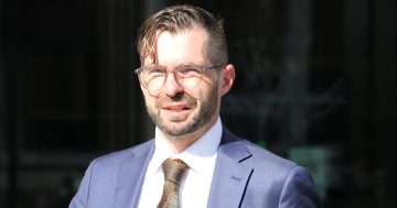 法庭获悉，澳国立和警方未对首起针对前学者的强奸指控采取行动