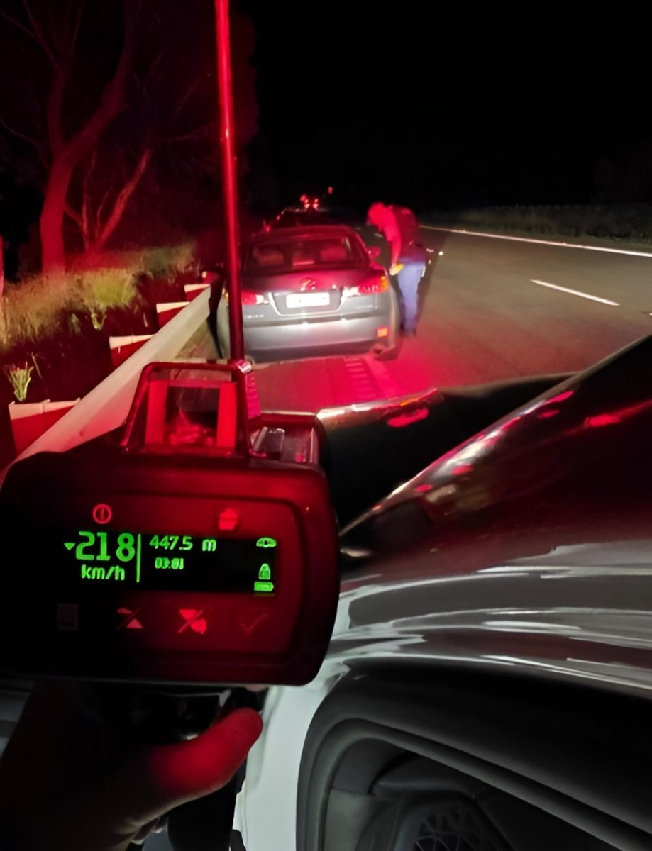 speed reading on police gun